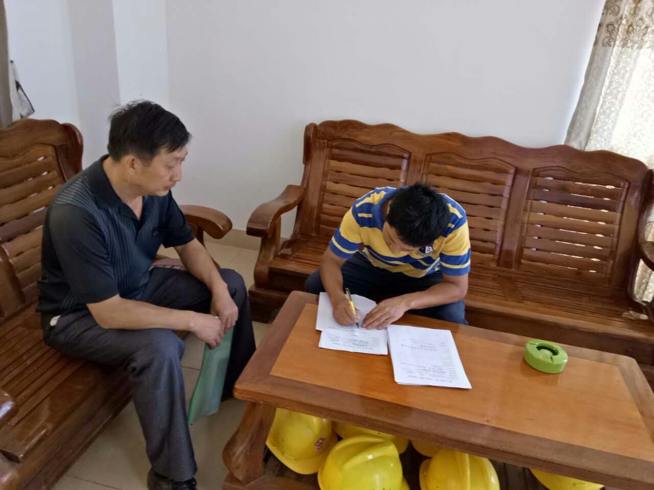 用戶認真填寫水環式真空泵使用服務調查表